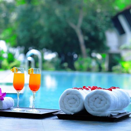 Nihara Resort And Spa Kochi Екстериор снимка