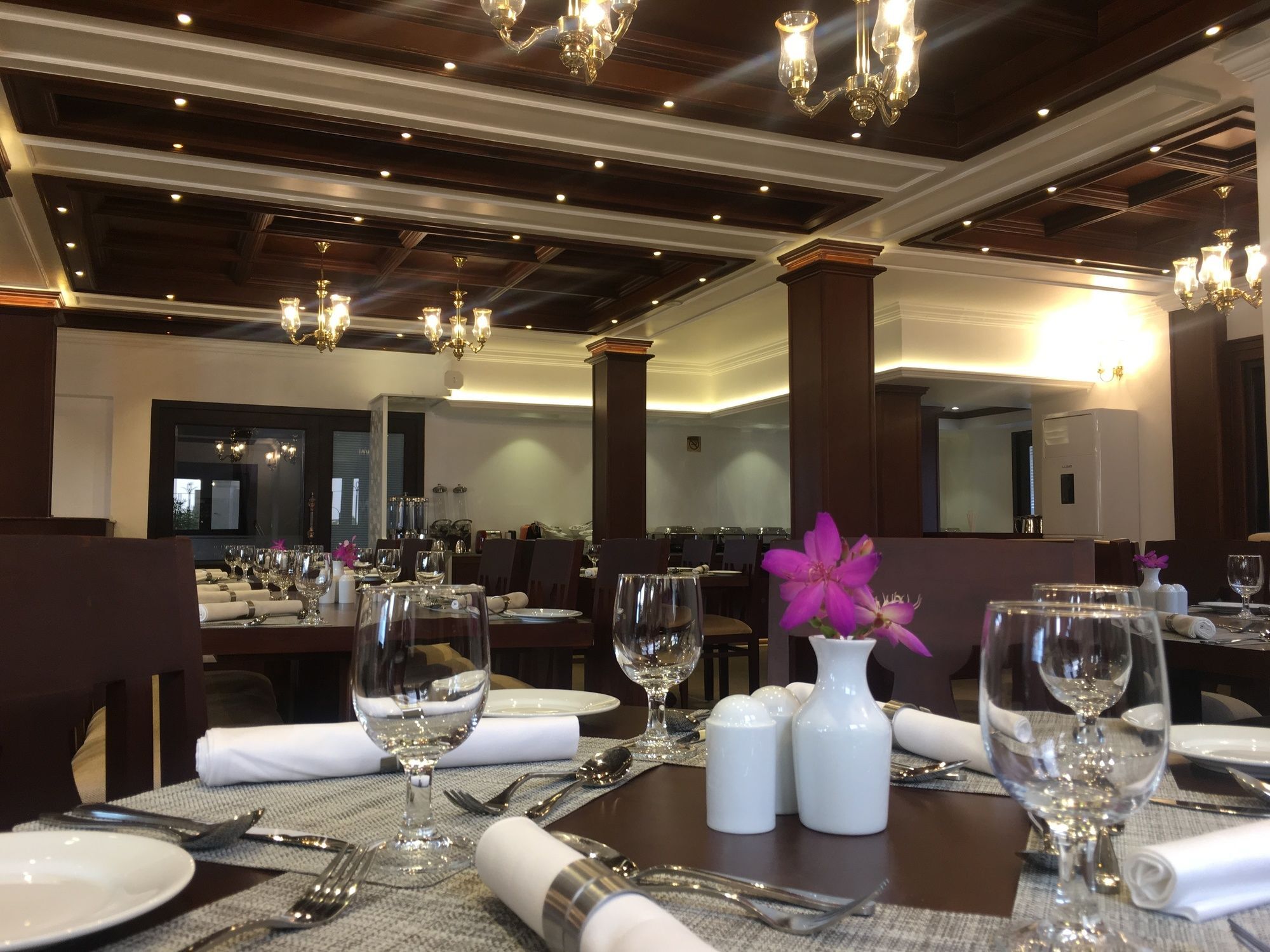 Nihara Resort And Spa Kochi Екстериор снимка