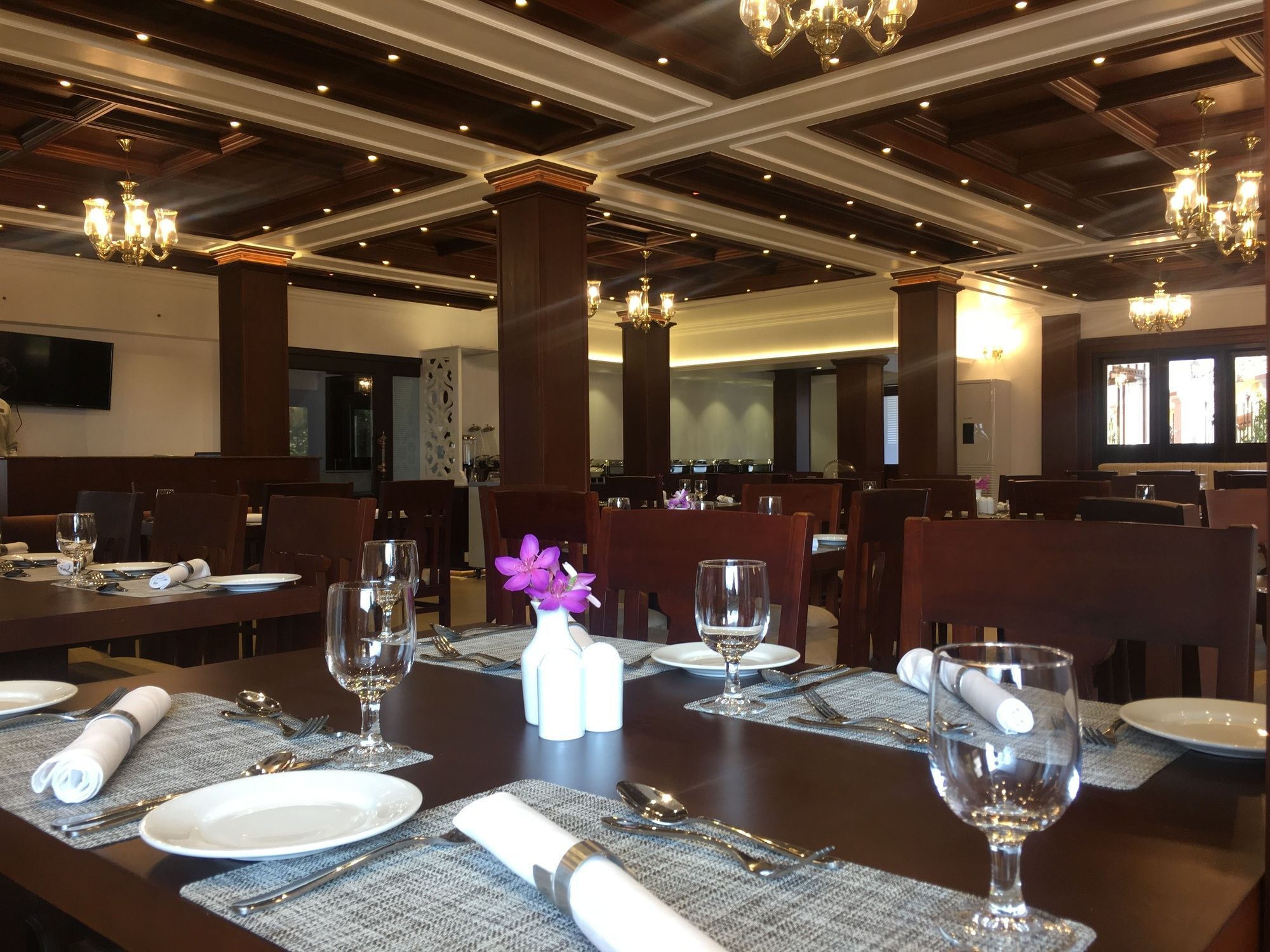 Nihara Resort And Spa Kochi Екстериор снимка